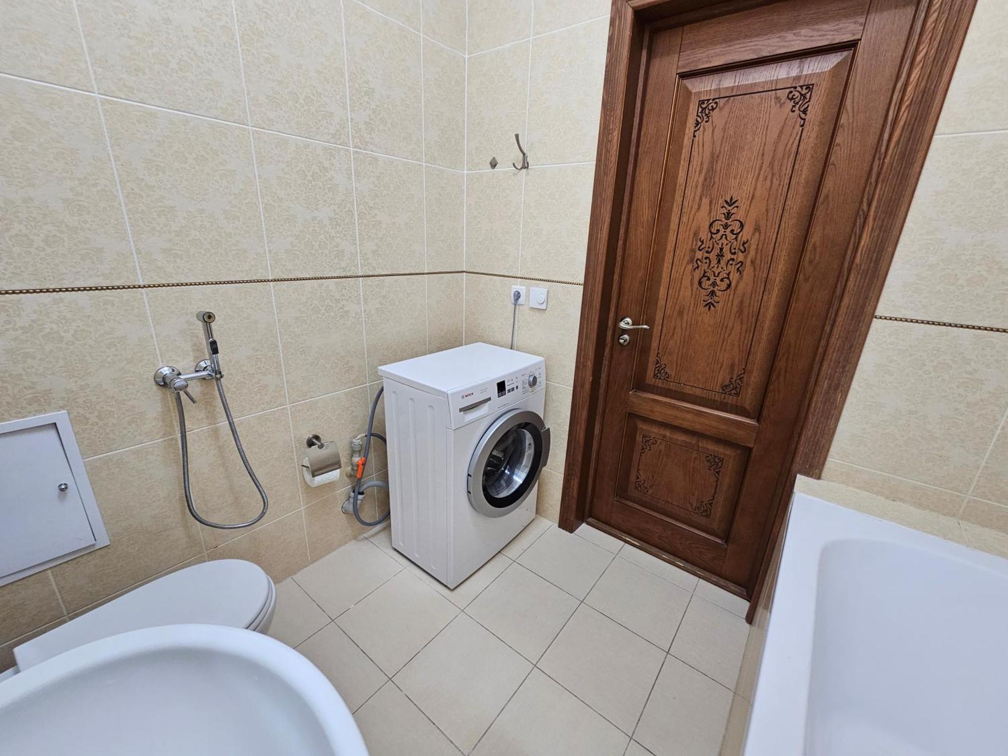 Ernaz Plus Apartments-Expo-Boulevard 130 Astana Extérieur photo