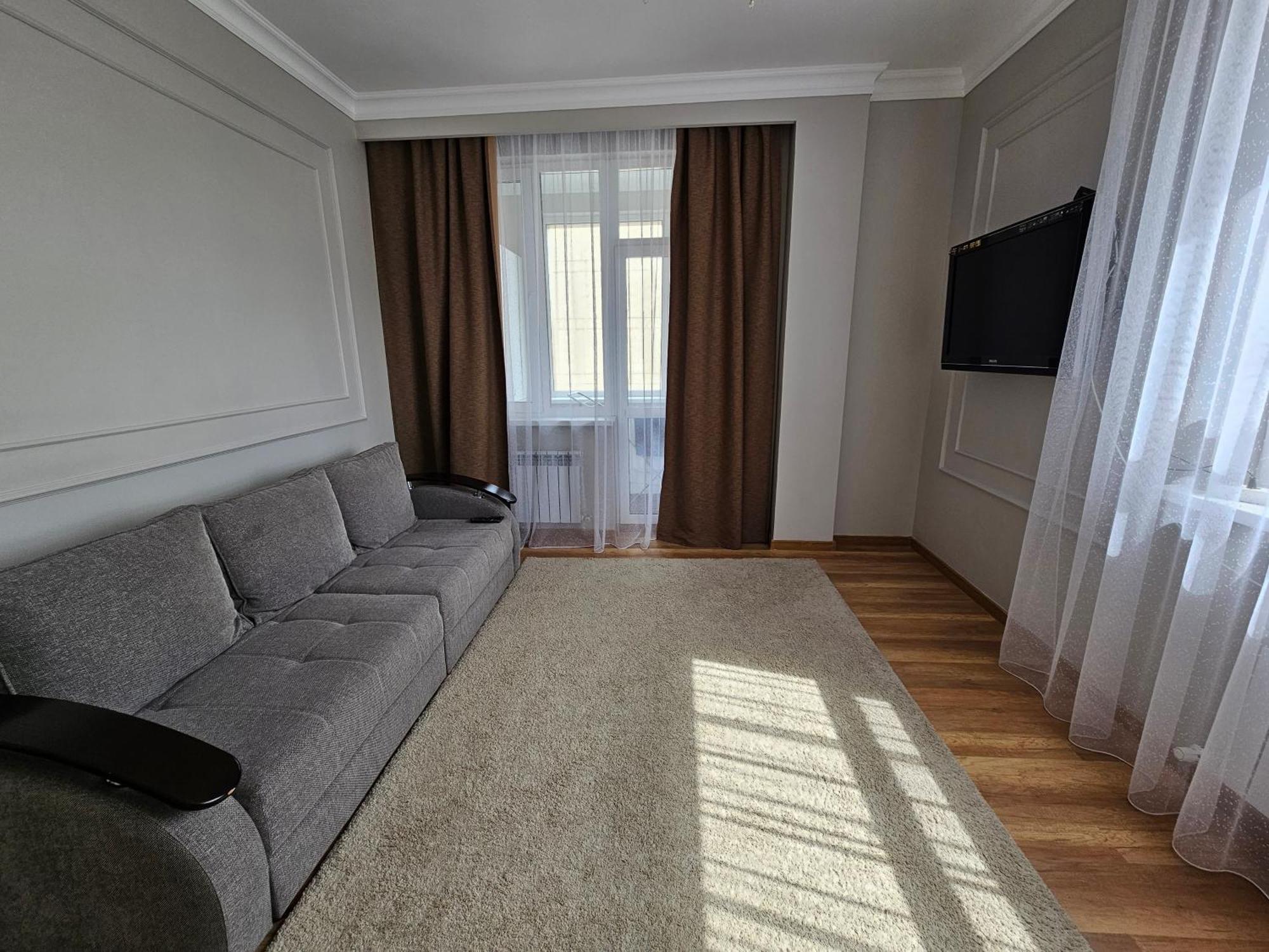 Ernaz Plus Apartments-Expo-Boulevard 130 Astana Extérieur photo