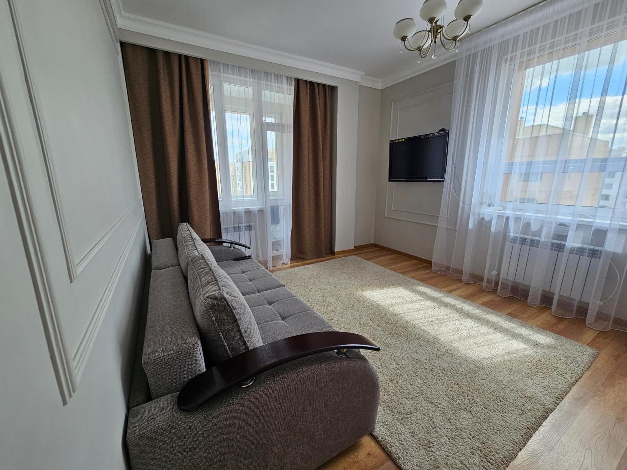 Ernaz Plus Apartments-Expo-Boulevard 130 Astana Extérieur photo