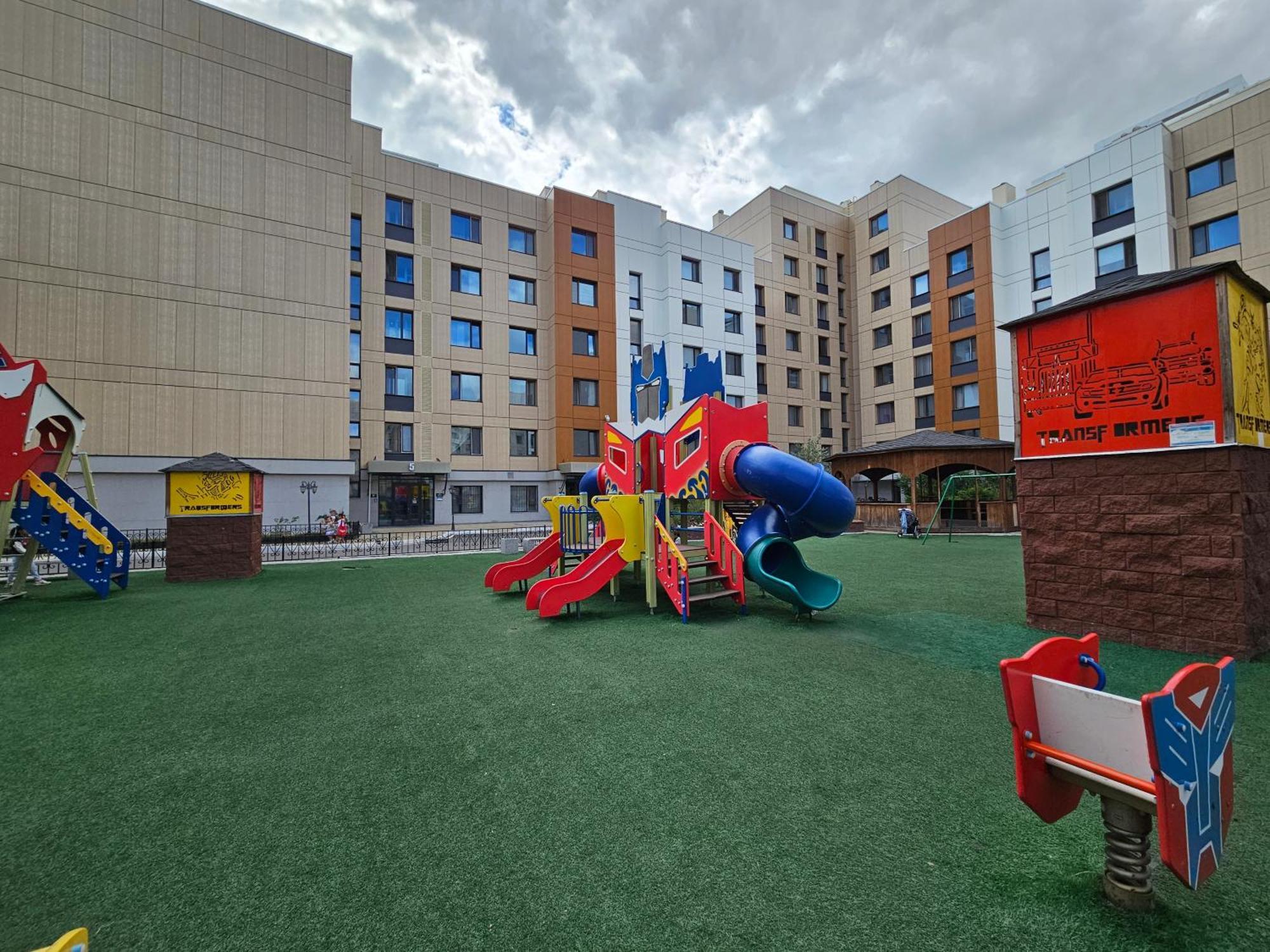 Ernaz Plus Apartments-Expo-Boulevard 130 Astana Extérieur photo